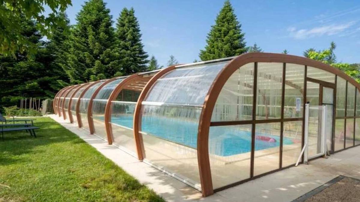 Chamberet House | Camping 3 étoiles - Piscine - ccaadfc
