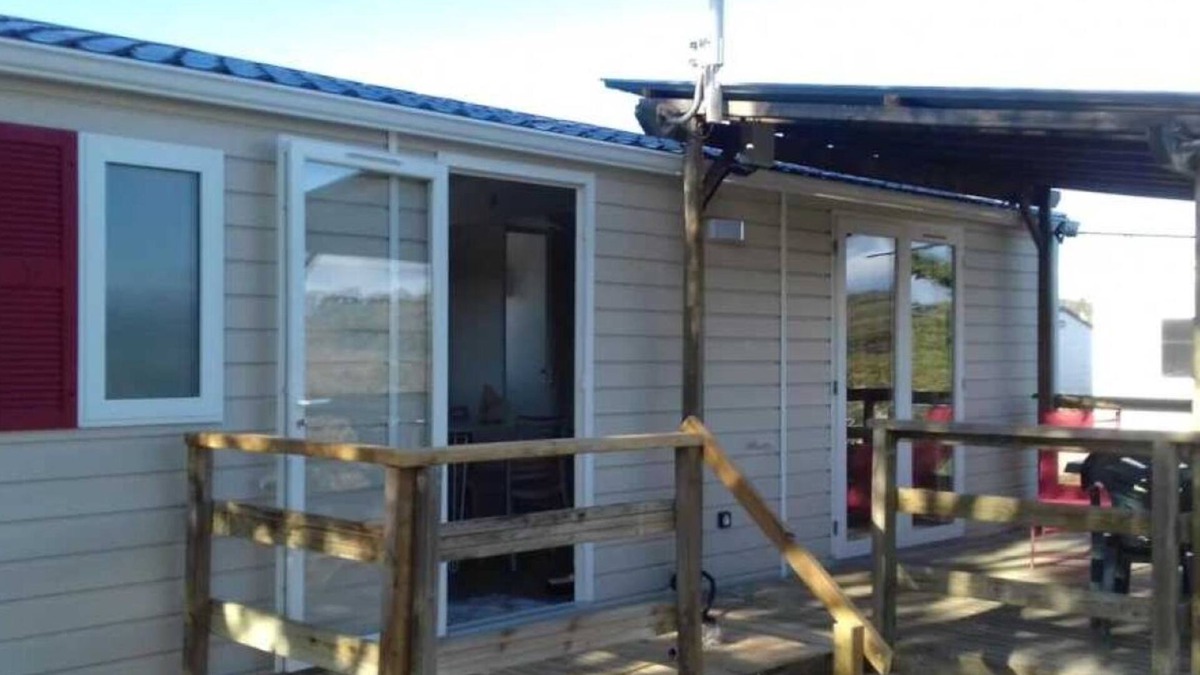 Le Boulou House | Camping 3 étoiles - Piscine - eecbhi