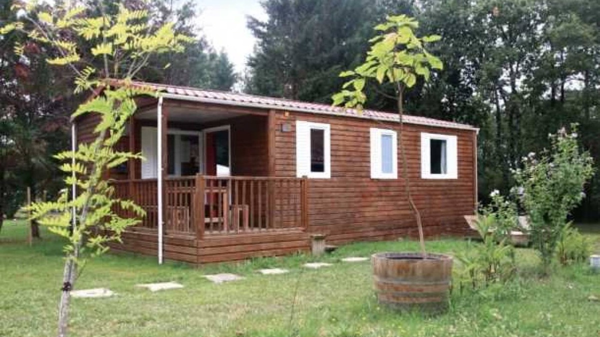 Devillac House | Camping 3 étoiles - Piscine - eebbgi