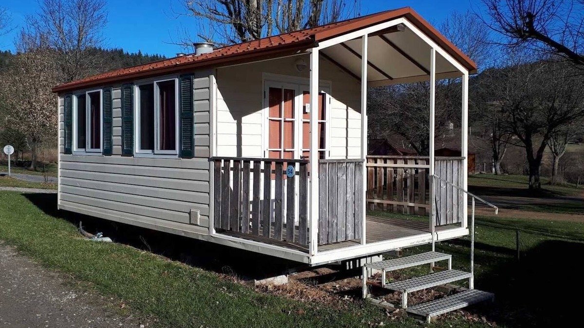 Langogne House | Camping 3 étoiles - Piscine - ccbadec