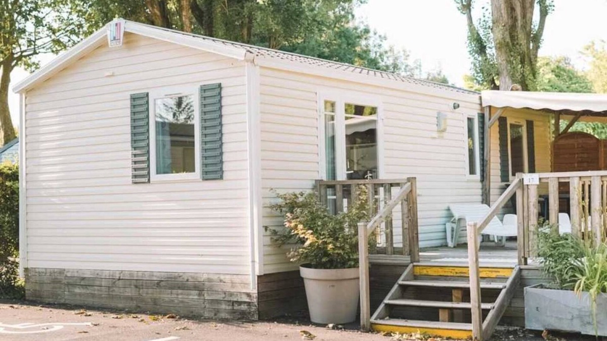 Surgeres House | Camping 3 étoiles - Piscine - ccbbbed