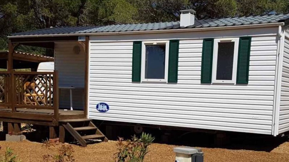 Bizanet House | Camping 3 étoiles - Piscine - ccbaheg