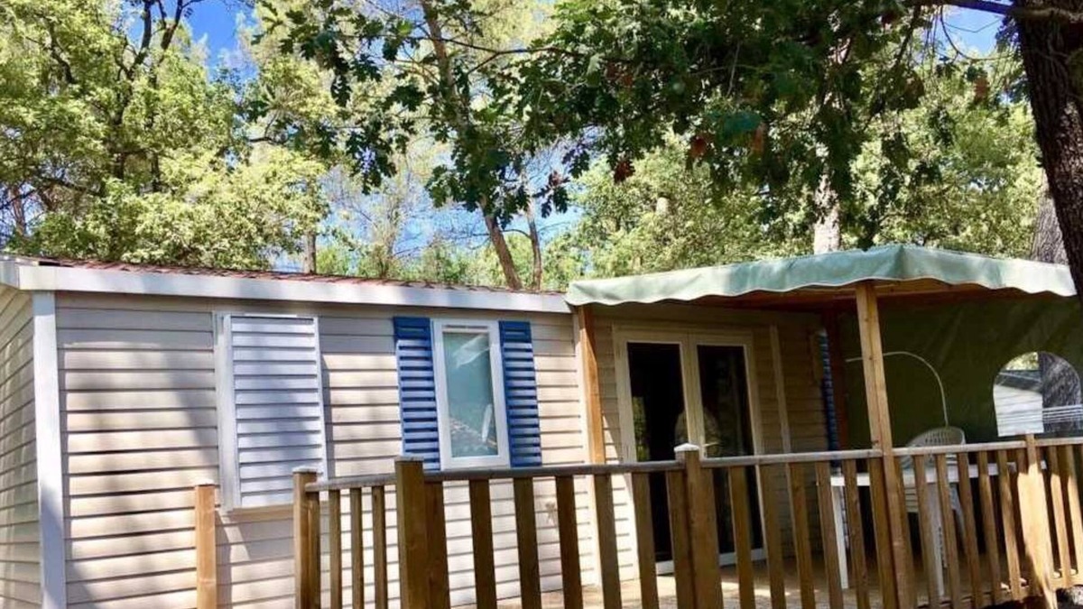 Peynier House | Camping 3 étoiles - Piscine - ccbbhha