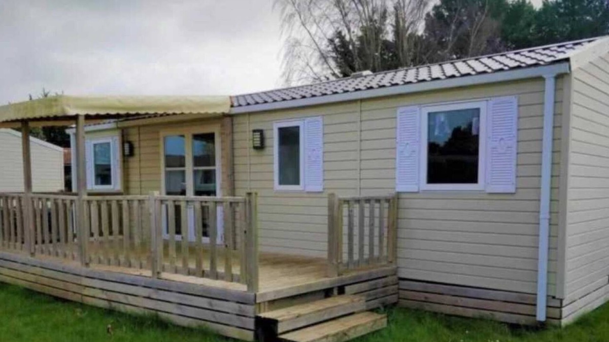 Deols House | Camping 3 étoiles - Piscine - ccaehge
