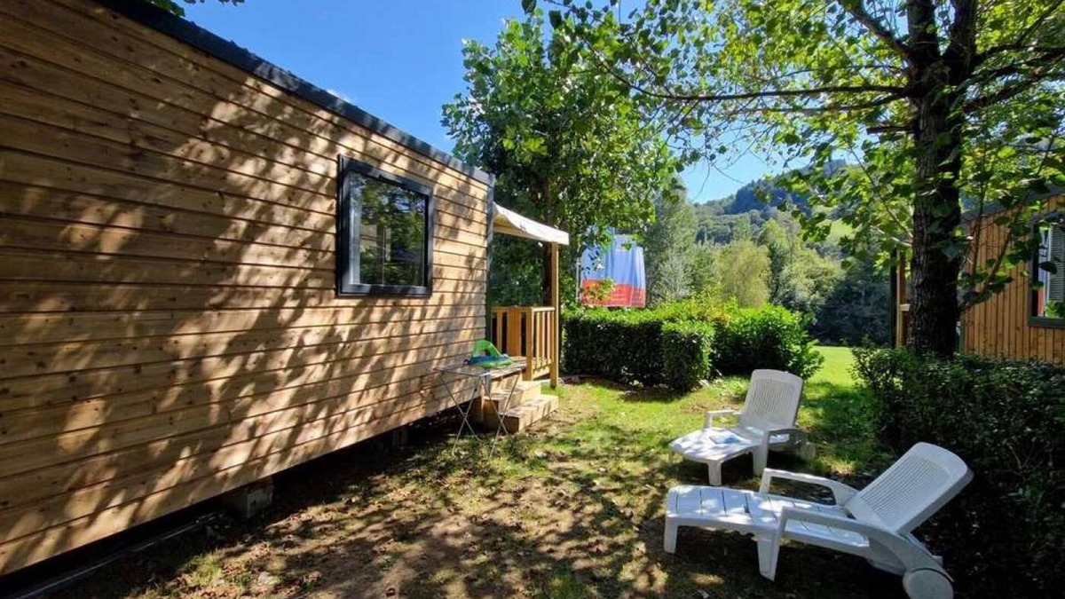 Saint-Geniez-d'Olt House | Camping 4 étoiles - Parc aquatique - efah0b