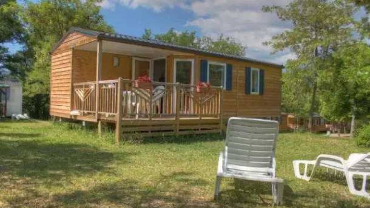Recoubeau-Jansac House | Camping 4 étoiles - Parc aquatique - eebb0h