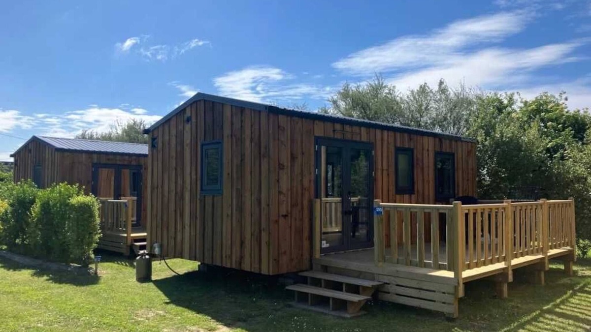 Quettehou House | Camping 4 étoiles - Piscine - ccaffhh