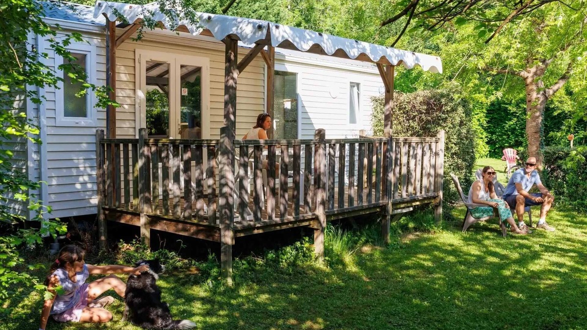Montels House | Camping 4 étoiles - Piscine - ccbaddi