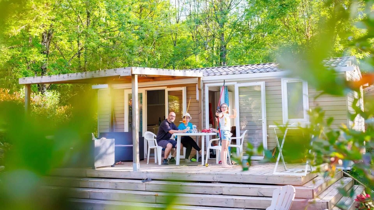 Montels House | Camping 4 étoiles - Piscine - ccbade0