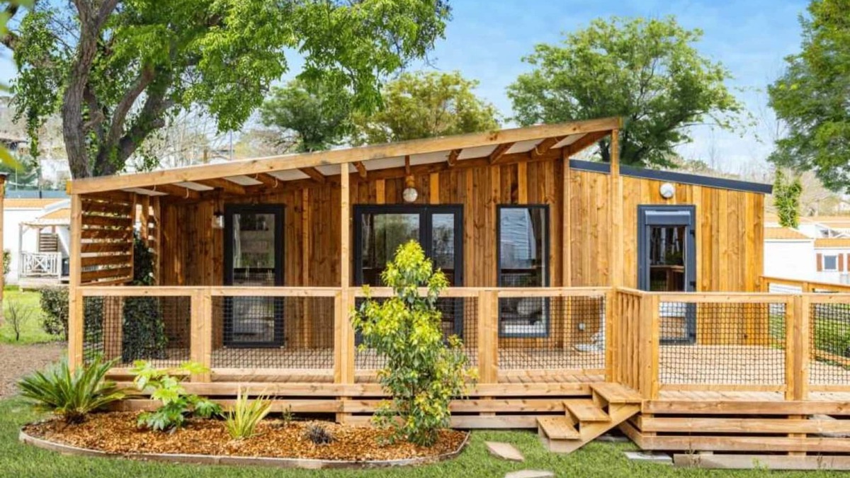 Coulon House | Camping 4 étoiles - Piscine - ccbbdhb