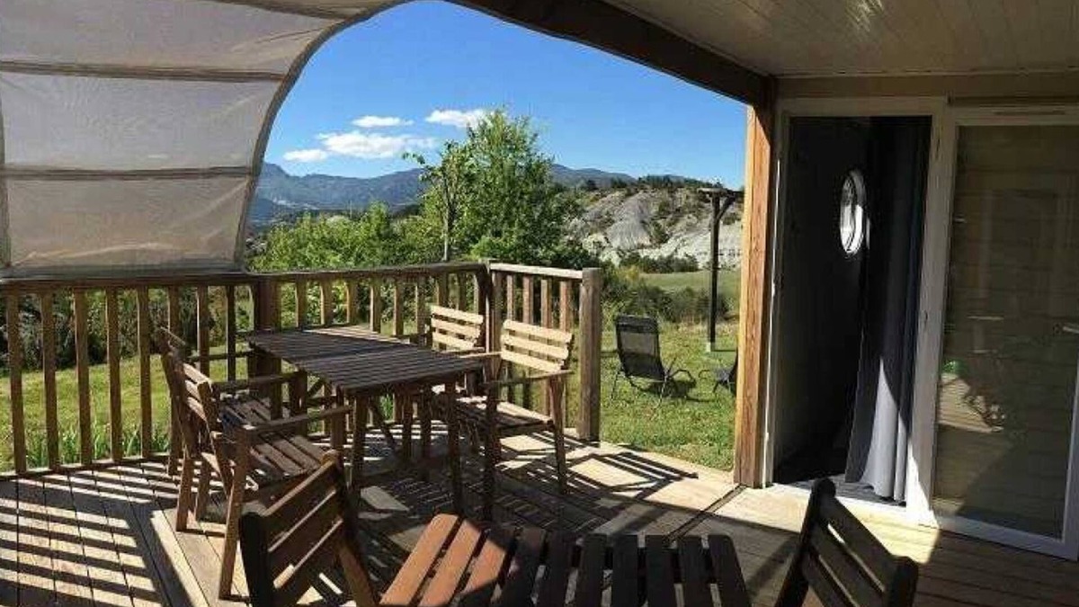 Rosans House | Camping 4 étoiles - Piscine - ccbach0