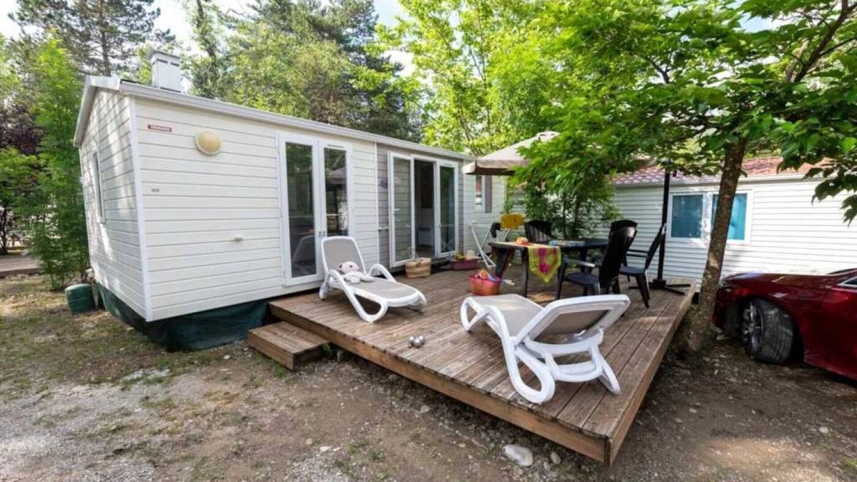 Die House | Camping 4 étoiles - Piscine - ccaifi0