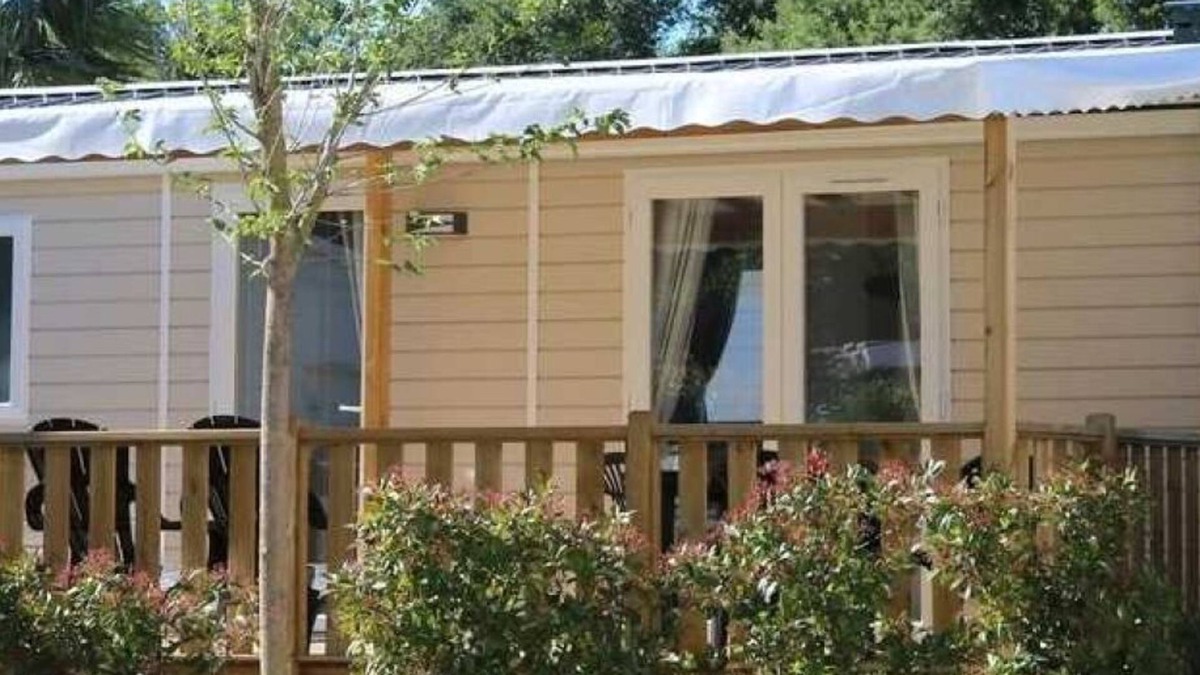 Chalons-en-Champagne House | Camping 4 étoiles - ccaegih