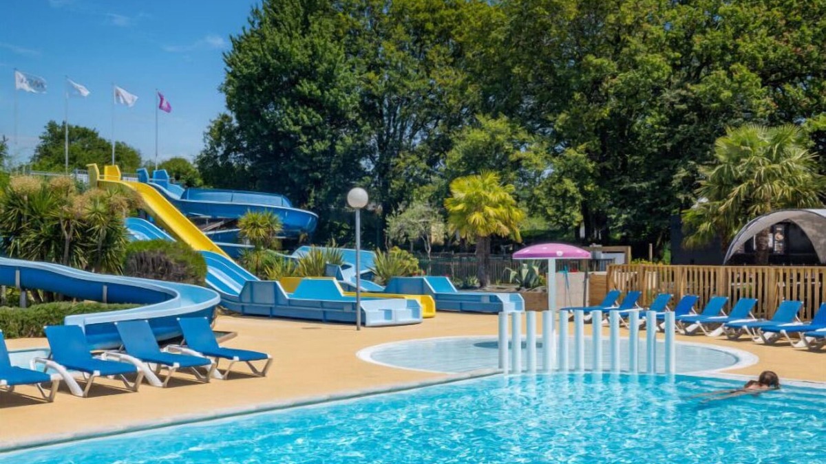Monterblanc House | Camping 4* | Mobil-home 6p | Piscine intérieure