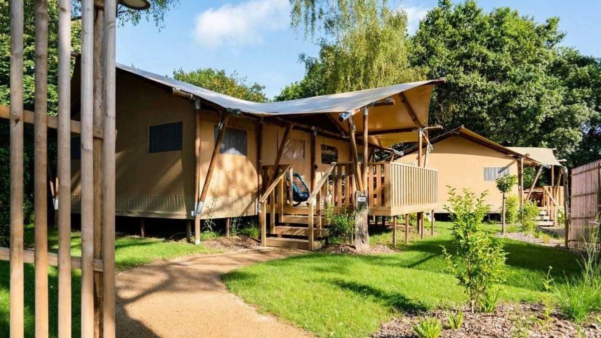 Saint-Julien-des-Landes House | Camping 5 étoiles - Piscine - ccbbe0b