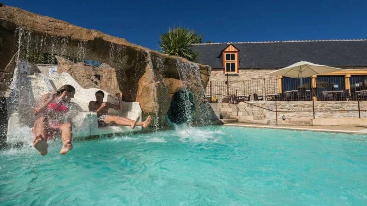 Quimper House | Camping 5 étoiles - Piscine - ccaaagc