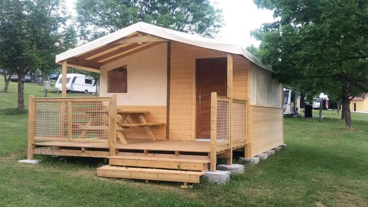 Lus-la-Croix-Haute House | Camping Champ la Chèvre* - Lodge Rando tent (without sanitary facilities) 5 people