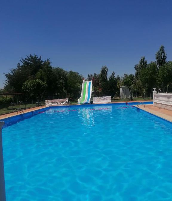Cubillas de Santa Marta Resort | Camping Cubillas