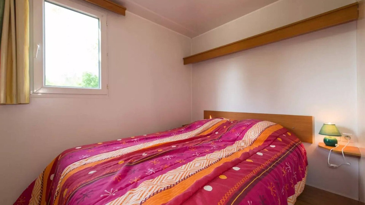 Brissac-Quince House | Camping de l'Etang Sites and Landscapes * - Cottage Classic Rent 2 ch. 4 persons