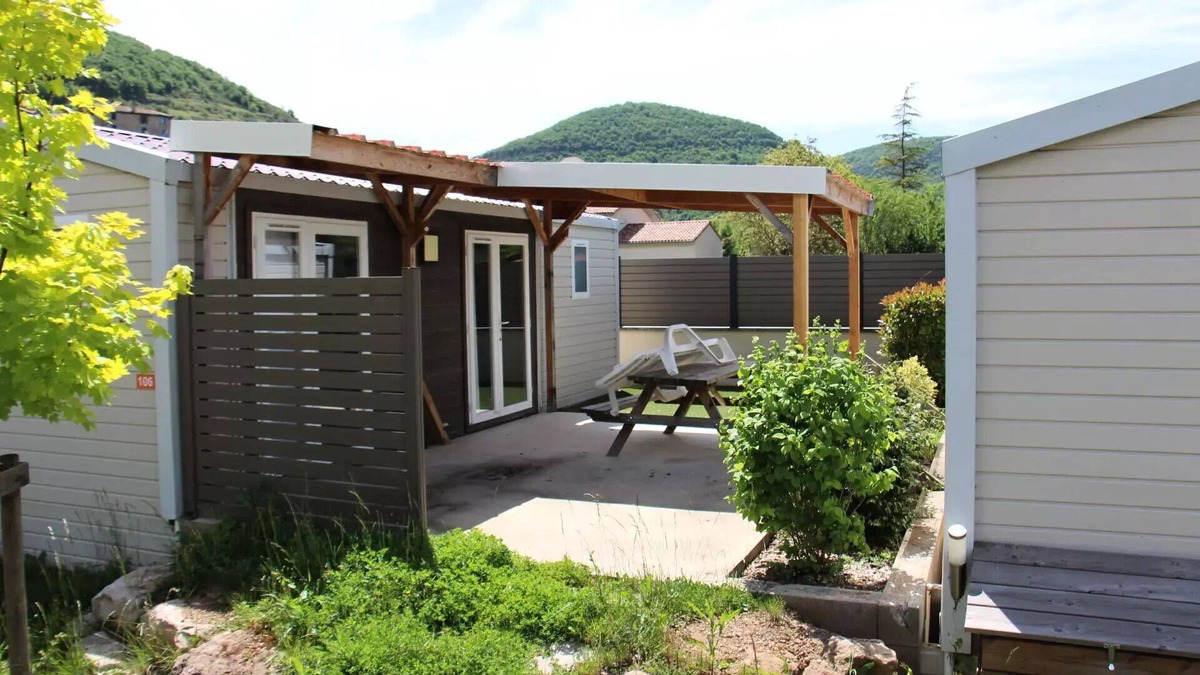 Saint-Rome-de-Tarn House | Camping de la Cascade * - Super Riviera Mobil-home 28m2 Air conditioned (sam./sam. July and August) 4 to 5 people - 4 pers. included in the tariff