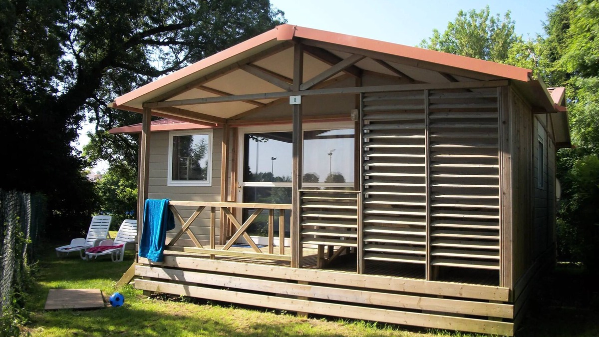 Surgeres Ski Chalet | Camping de la Gères * - Chalet Samoa 35m2 6 persons
