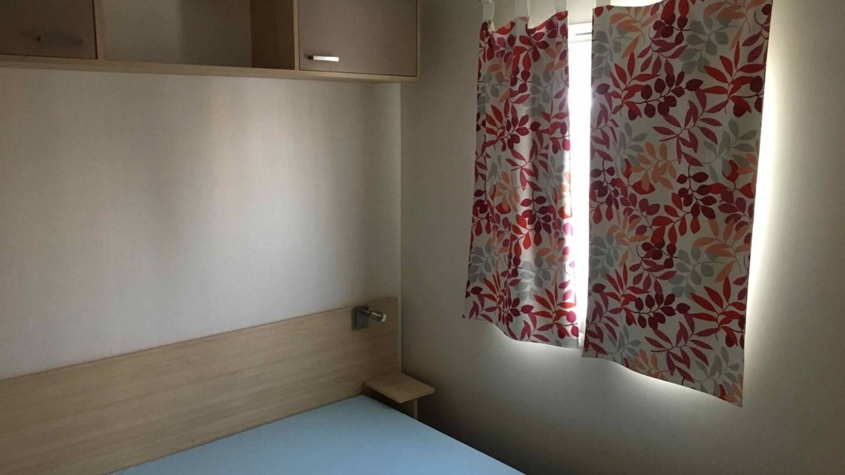 Ebreuil RV Rental | Camping des Nières