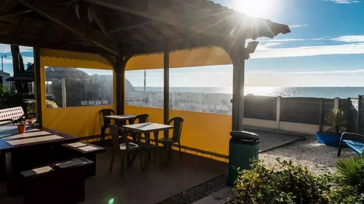 Saint-Michel-Chef-Chef House | Camping du Bord de Mer * - Comfort mobile home 1 bedroom + terrace - Sea View 2 people