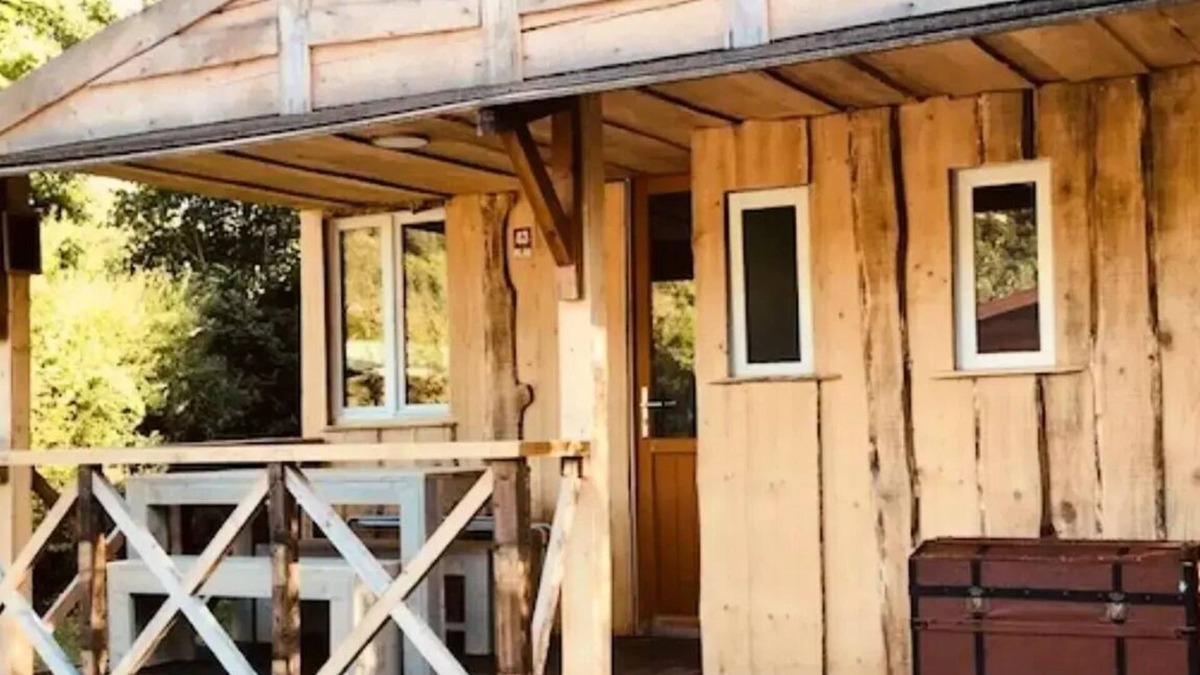 Ornans House | Camping Ecologique la Roche d'Ully* - Ogham Cottage 3 Rooms 4 People