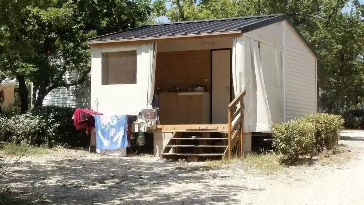 Banon House | Camping Flower l'Epi Bleu* - Mobile Home Rapid Home 3 rooms 4 people Without sanitary facilities
