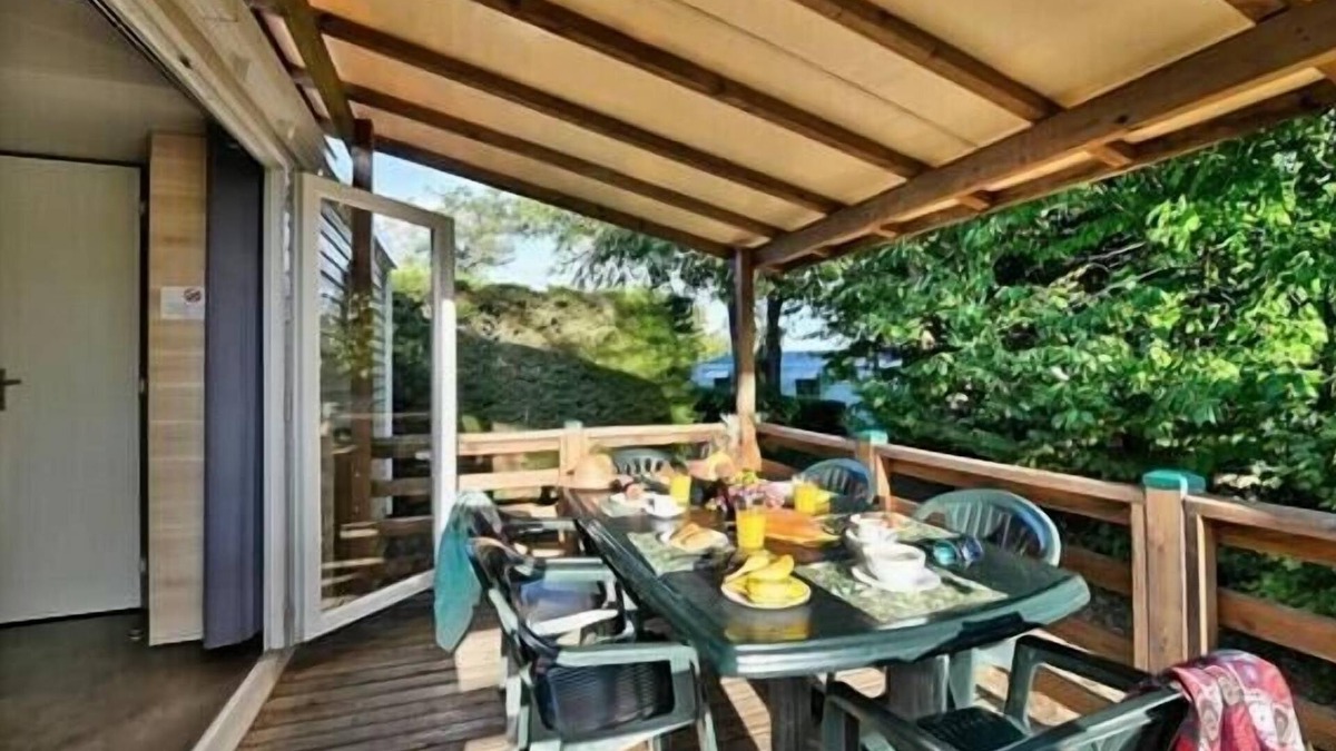 Anneyron House | Camping Flower la Châtaigneraie* - Premium Mobile Home 3 rooms 4/6 people Air-conditioned