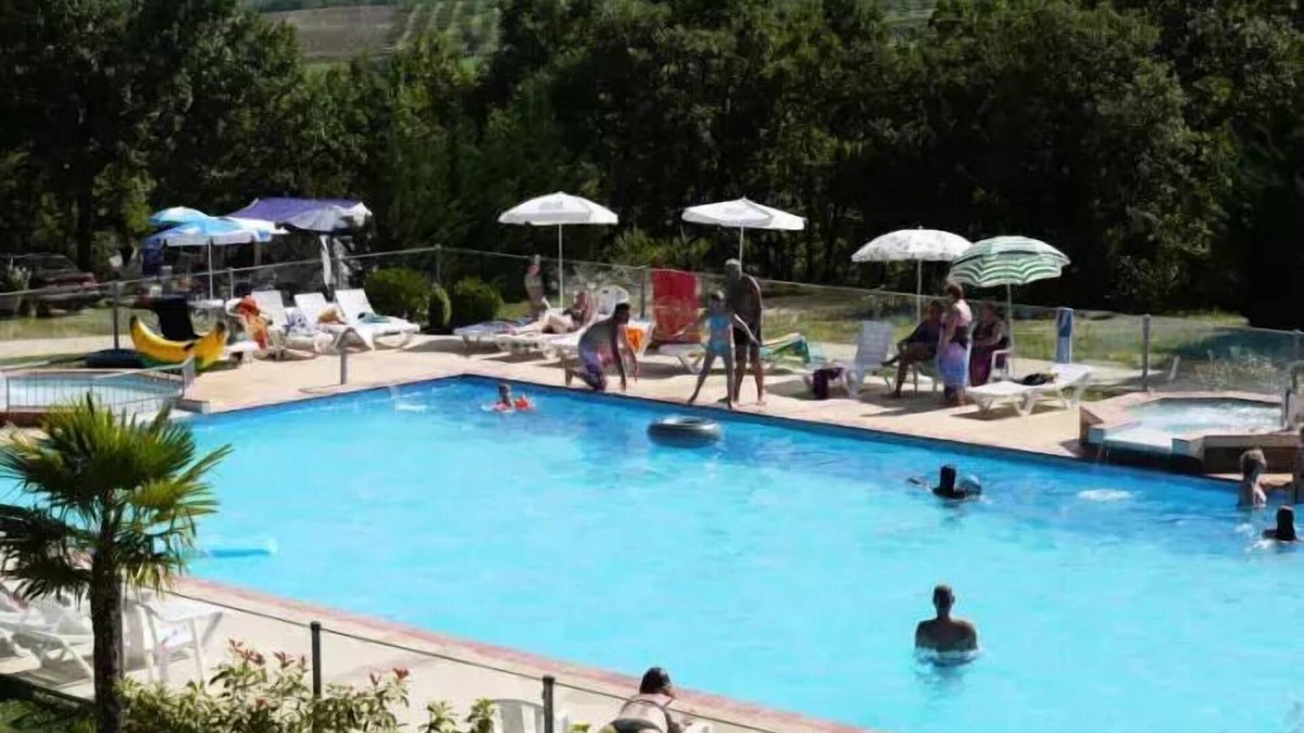 Devillac House | Camping Fontaine Du Roc* - Safari tent 3 rooms 5 people
