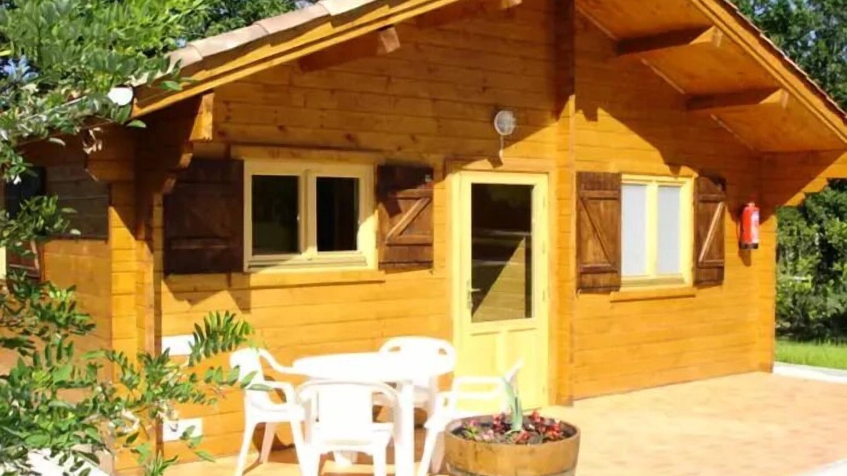 Devillac Ski Chalet | Camping Fontaine Du Roc* - Nice Chalet 3 Rooms 5 People