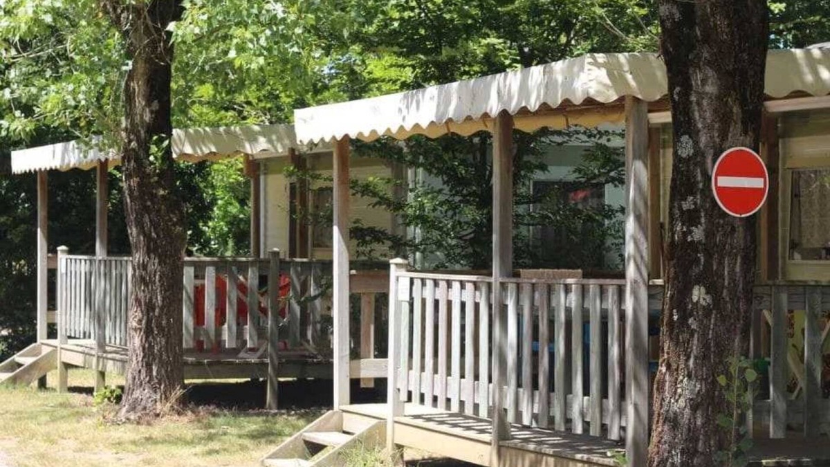 Les Achards House | Camping 3 étoiles - Piscine - ccafeei