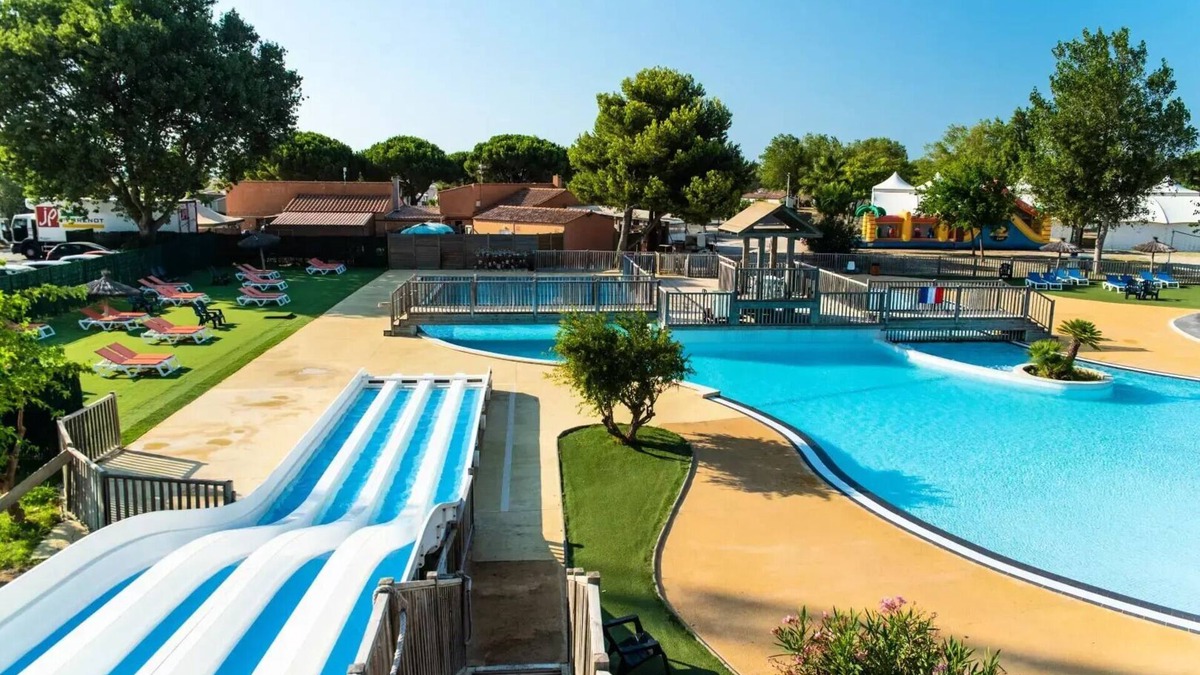 Narbonne-Plage House | Camping La Côte des Roses* - Cottage Magnolia TV LV Air conditioning 4 rooms 6 people