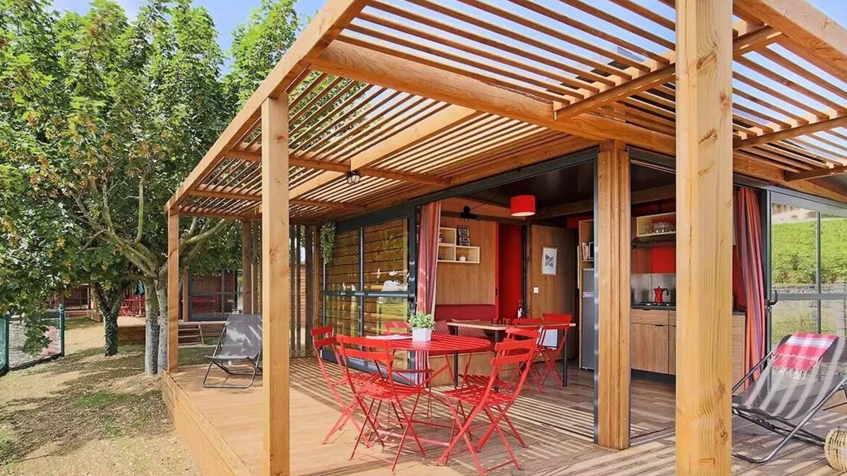 Saint-Leger-de-Fougeret Ski Chalet | Camping LA FOUGERAIE * - Panoramic Chalet Pilotis - 2 bedrooms 5 people