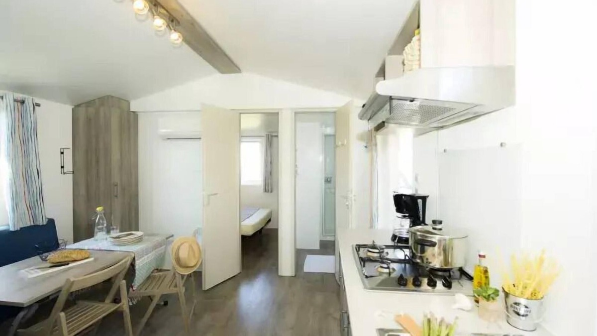 Sete House | Camping Le Castellas* - Mobile Home Classic XL 3 Rooms 5 adults + 1 child under 12 years old
