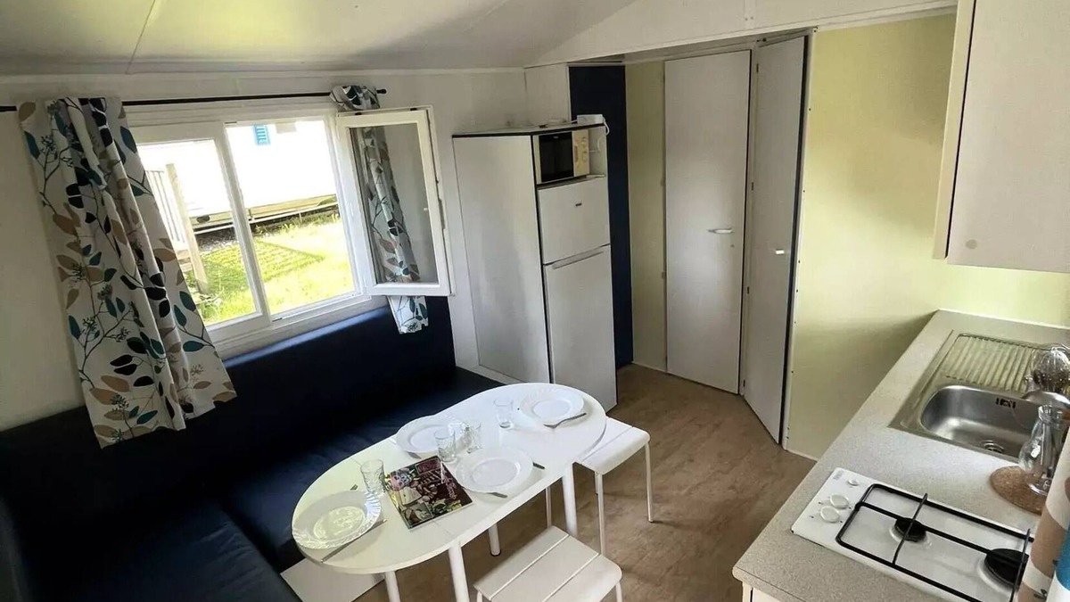 Ornans House | Camping le Chanet * - Mobil home standard UTINAM 2 bedrooms 4 people