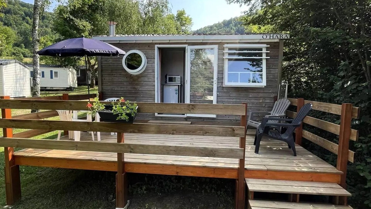 Ornans House | Camping le Chanet * - Mobil home comfort CARPE DIEM 1 bedroom 3 people
