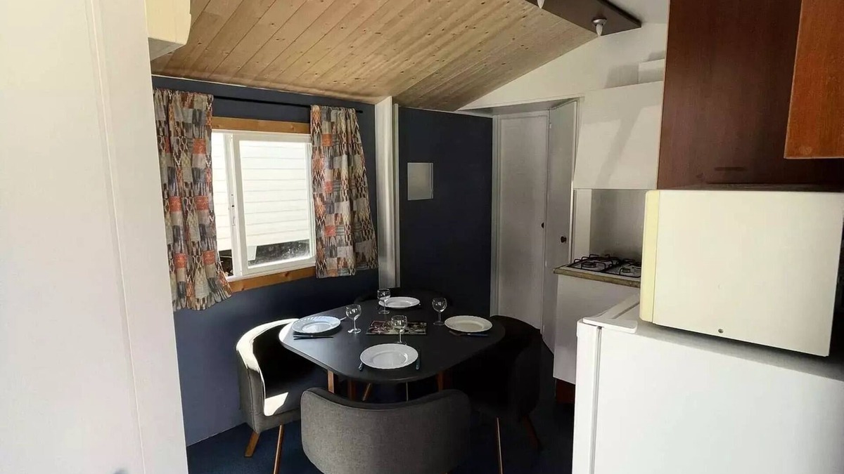 Ornans House | Camping le Chanet * - Mobil home standard ROCOCO 2 bedrooms 4 people