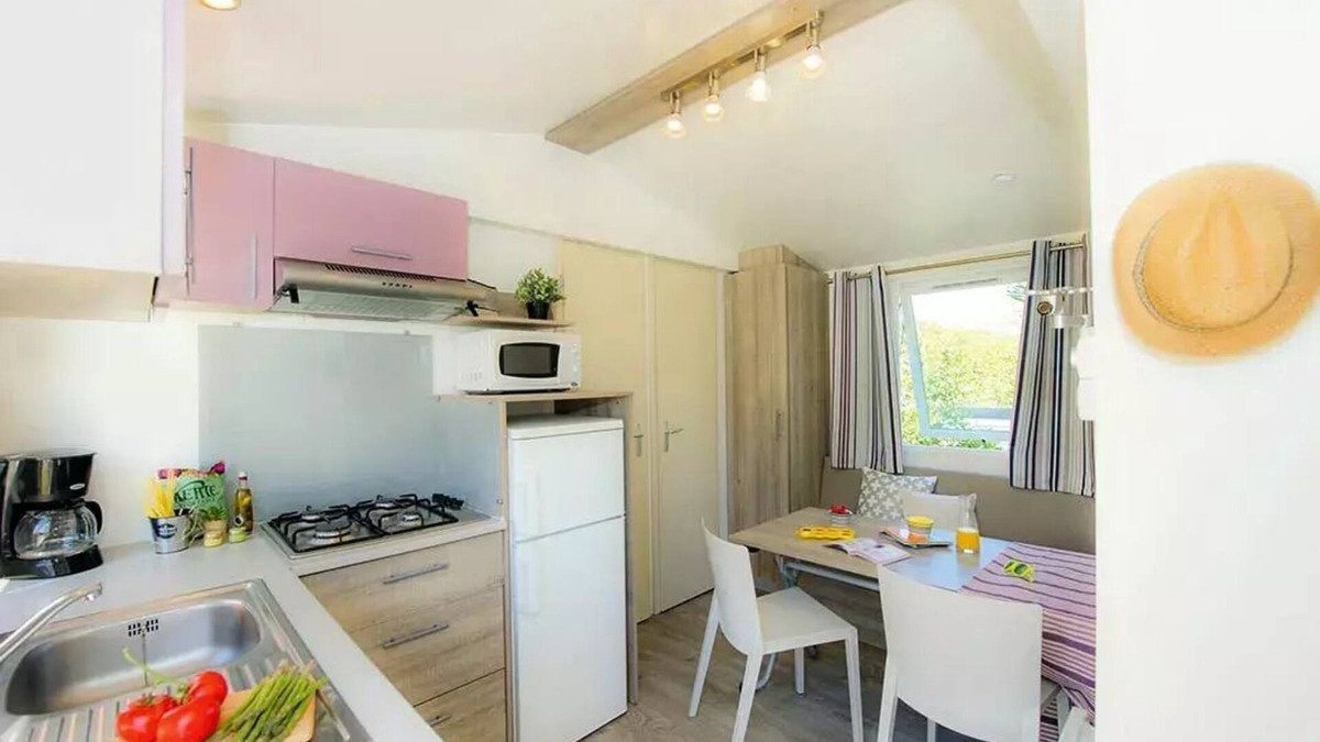 Guerard House | Camping Le Chêne Gris* - Classic XL 3-room mobile home for 4/6 people with air conditioning