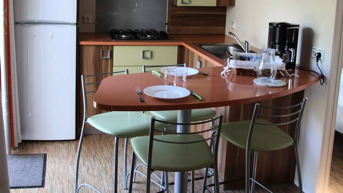 Peynier House | Camping le Devançon * - Mobile home Maxi Comfort VISIO Air conditioning 4 persons
