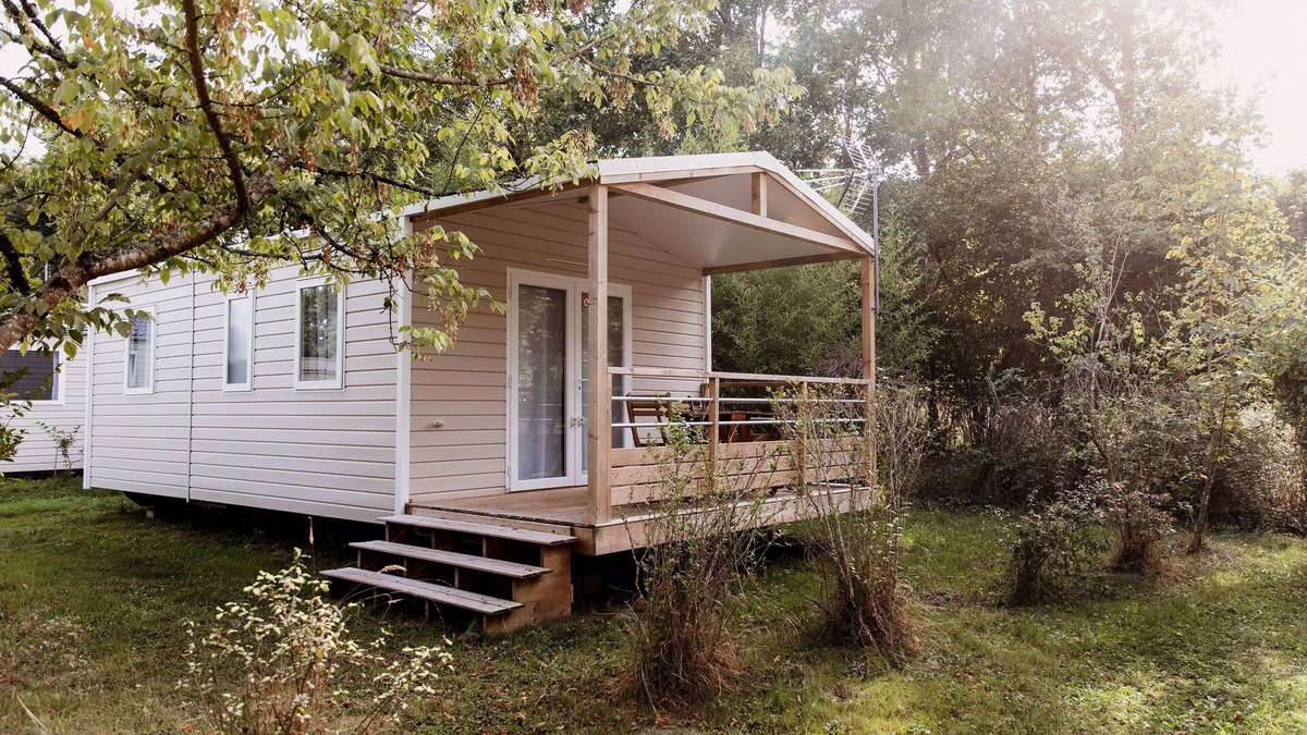 Saint-Laurent-de-Medoc House | Camping Le Paradis * - Mobile Home Crocus 3 Rooms 4 People + TV