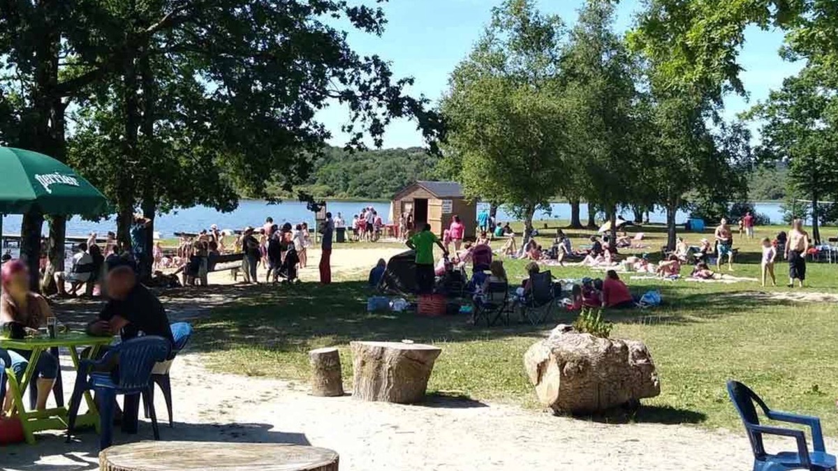 Priziac RV Rental | Camping Le Lac O Fées