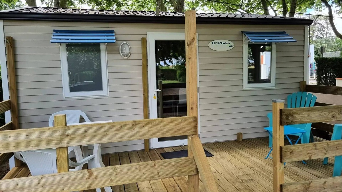 Revel House | Camping le Moulin du Roy * - Ophéa mobile home - 1 bedroom - 18m² - 2 to 3 people - 2 people. included in the price