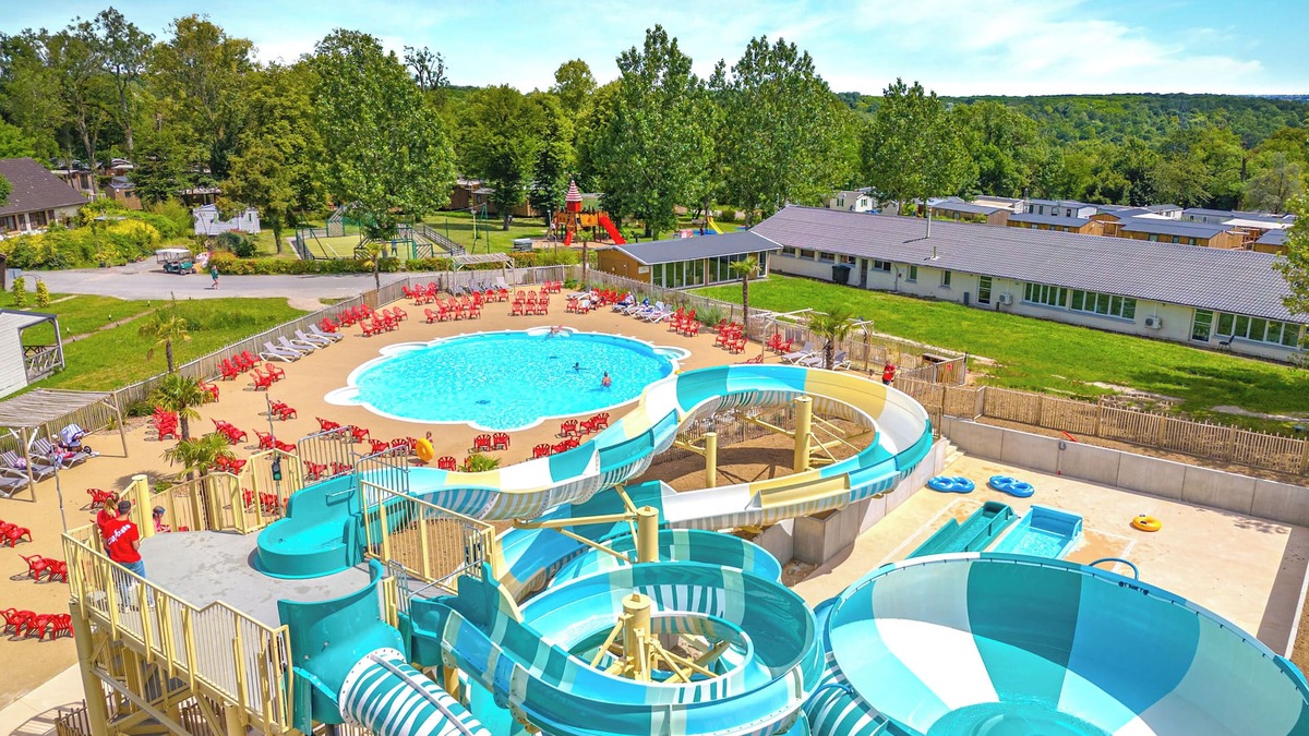 Villevaude RV Rental | Camping Le Parc de Paris
