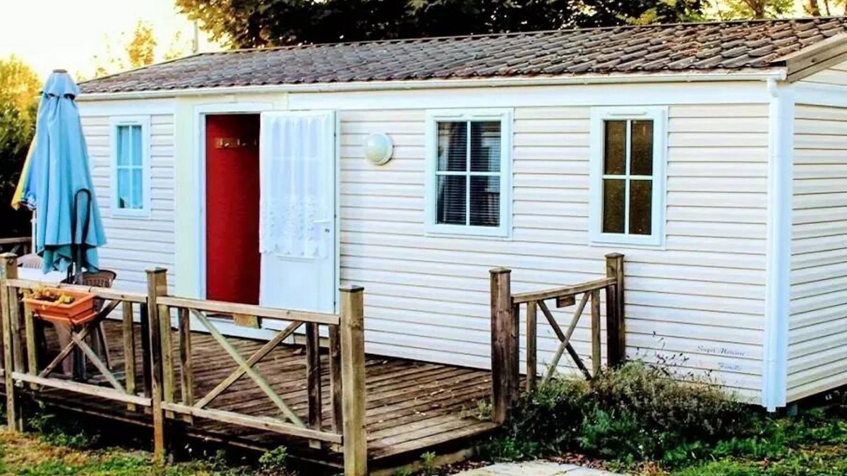Verteillac House | Camping Le Pontis* - 3-room mobile home for 4/6 people