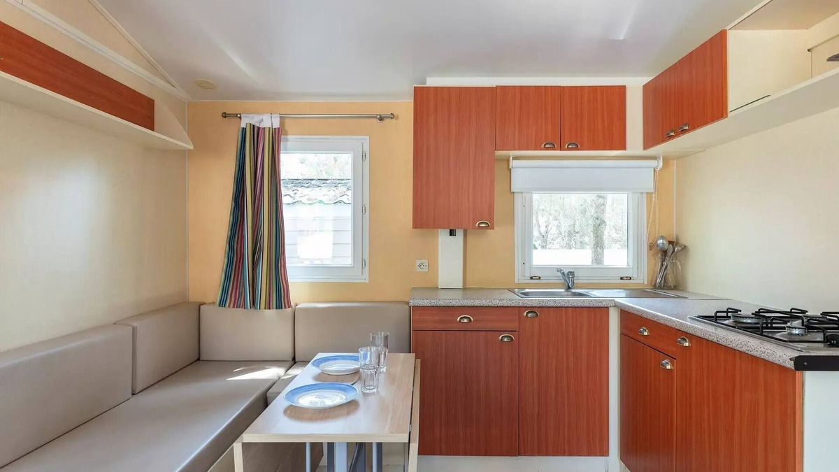 Regusse House | Camping Les Lacs du Verdon * - Mobile home Comfort 4 rooms 6 people air-conditioned