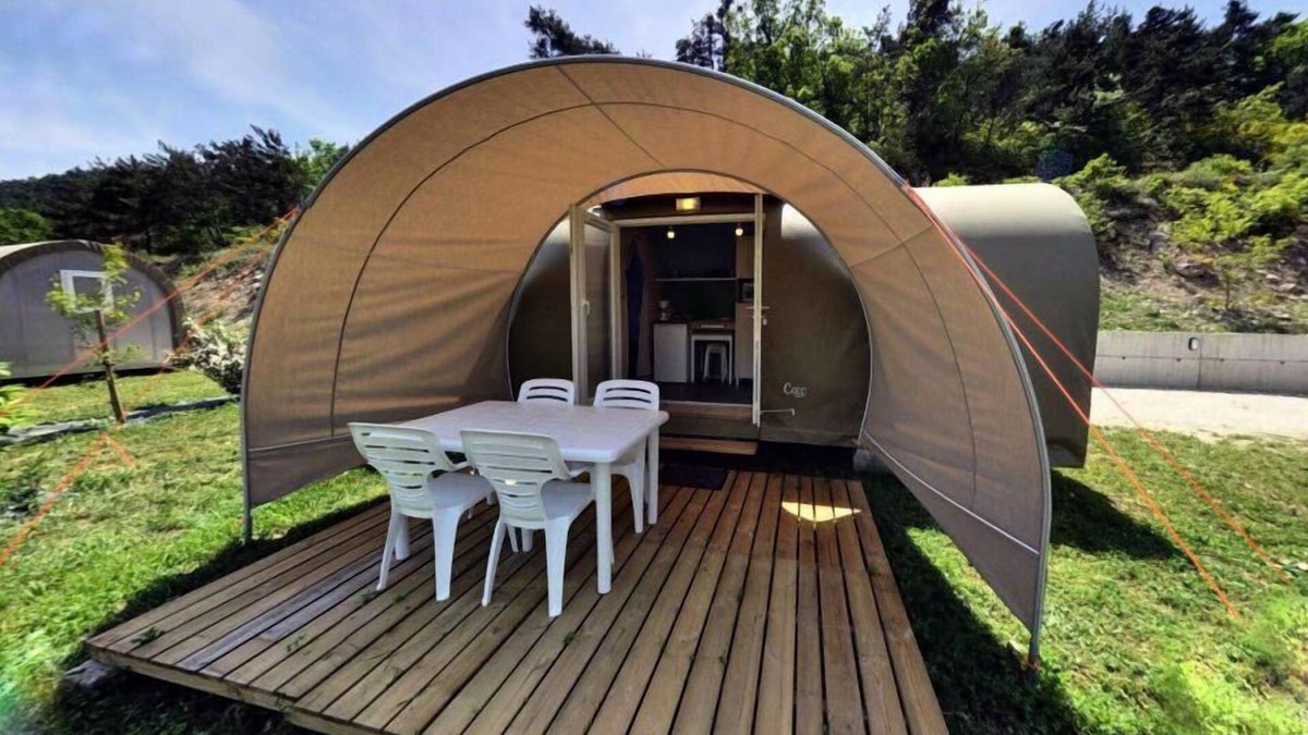 Orpierre House | Camping les Princes d'Orange* - Coco Sweet 2 rooms 4 people Without Sanitary