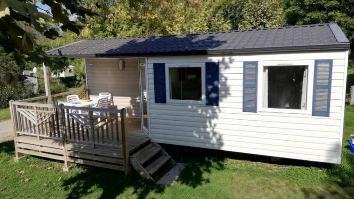 Montjoie-en-Couserans House | Camping - Piscine - ccbaied