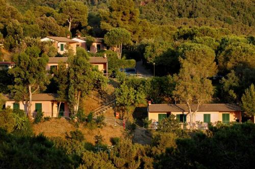 Magazzini Resort | Camping Village Rosselba Le Palme